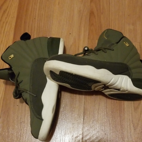 Kids sneakers....Foamposites and Jordans - Picture 7 of 8